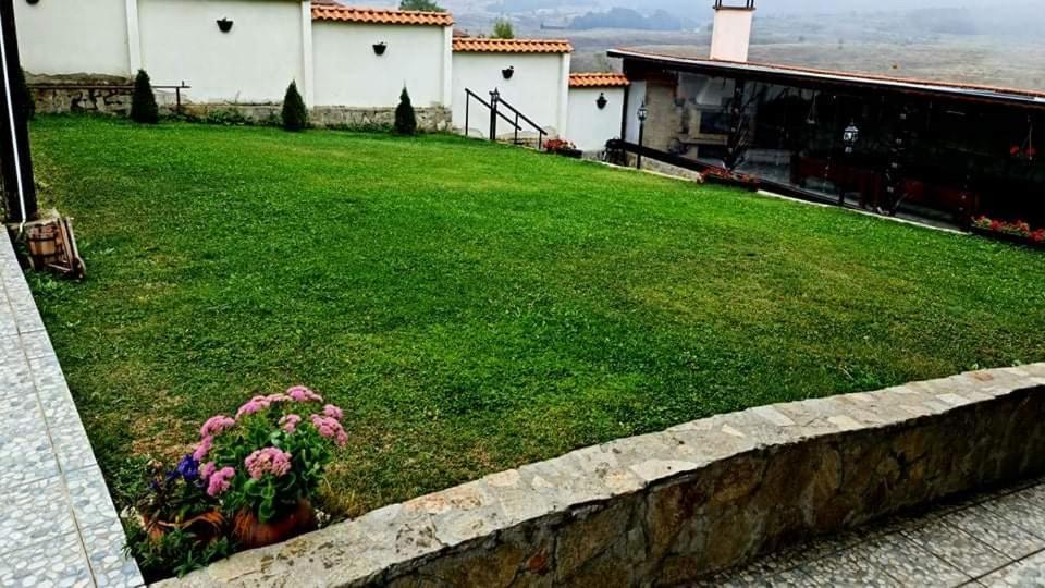 Paunovata Kesta Villa Asikoria Dış mekan fotoğraf